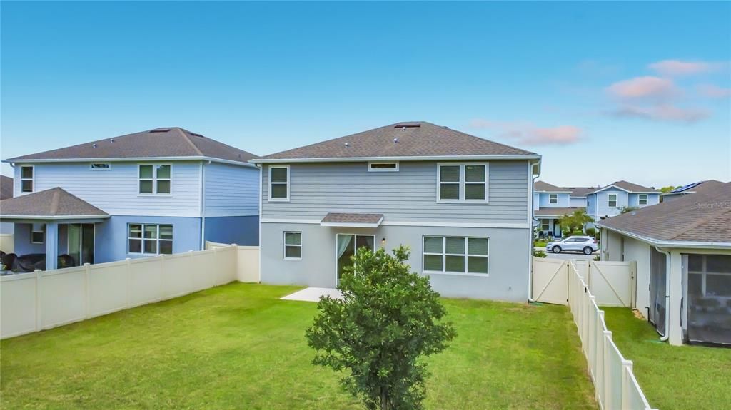 For Sale: $635,000 (4 beds, 2 baths, 2397 Square Feet)