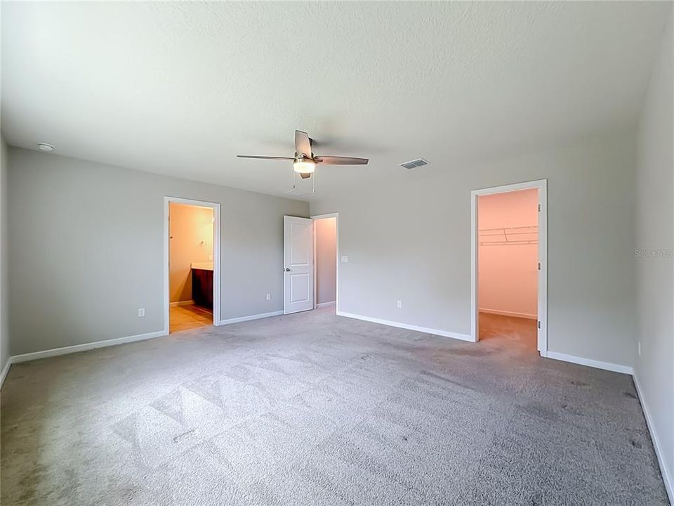 For Sale: $635,000 (4 beds, 2 baths, 2397 Square Feet)