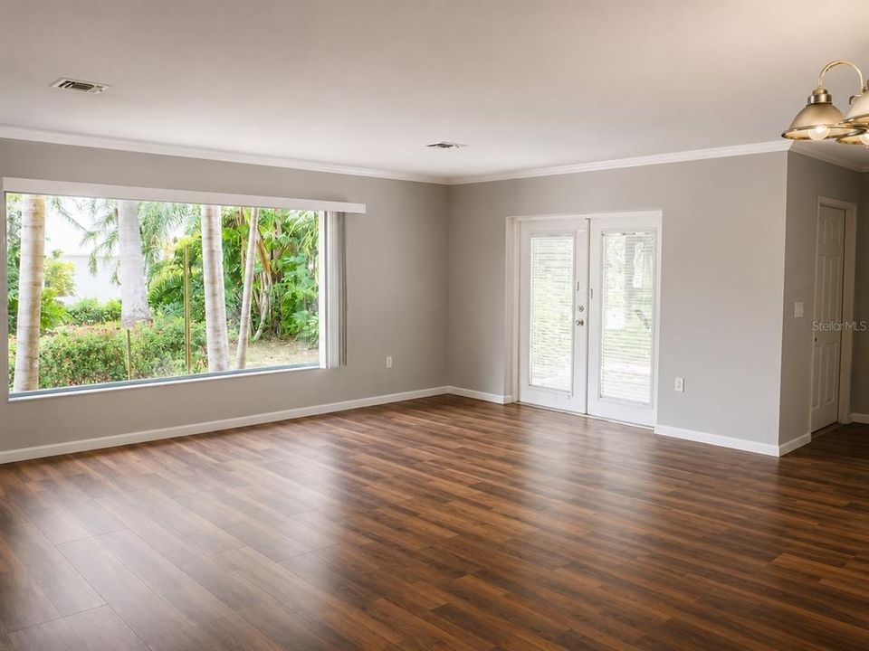 En Venta: $510,000 (4 camas, 3 baños, 1872 Pies cuadrados)