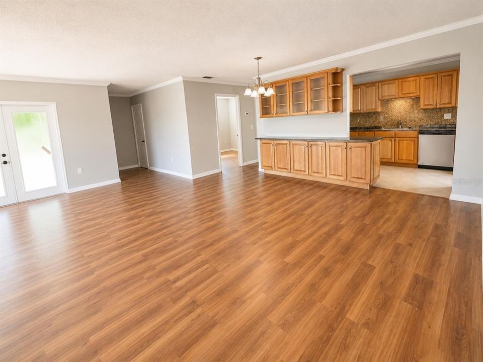 En Venta: $510,000 (4 camas, 3 baños, 1872 Pies cuadrados)