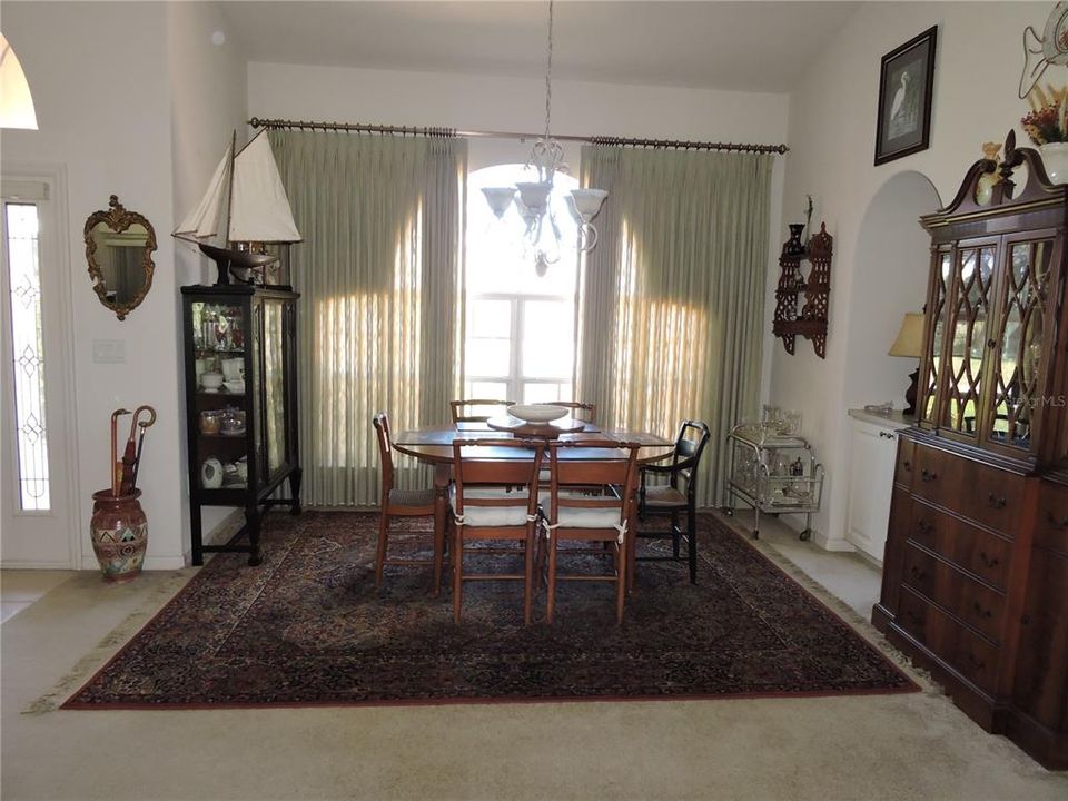 For Sale: $389,500 (3 beds, 2 baths, 2515 Square Feet)