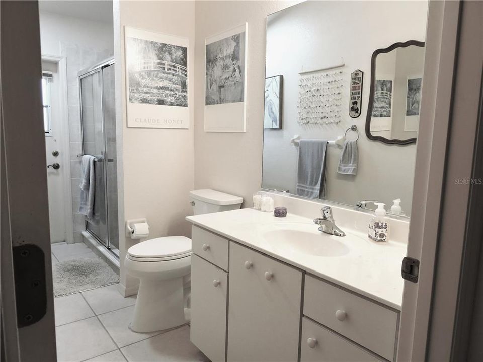 For Sale: $389,500 (3 beds, 2 baths, 2515 Square Feet)