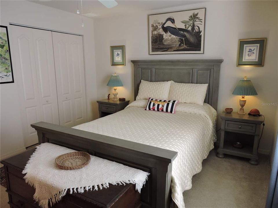 For Sale: $389,500 (3 beds, 2 baths, 2515 Square Feet)
