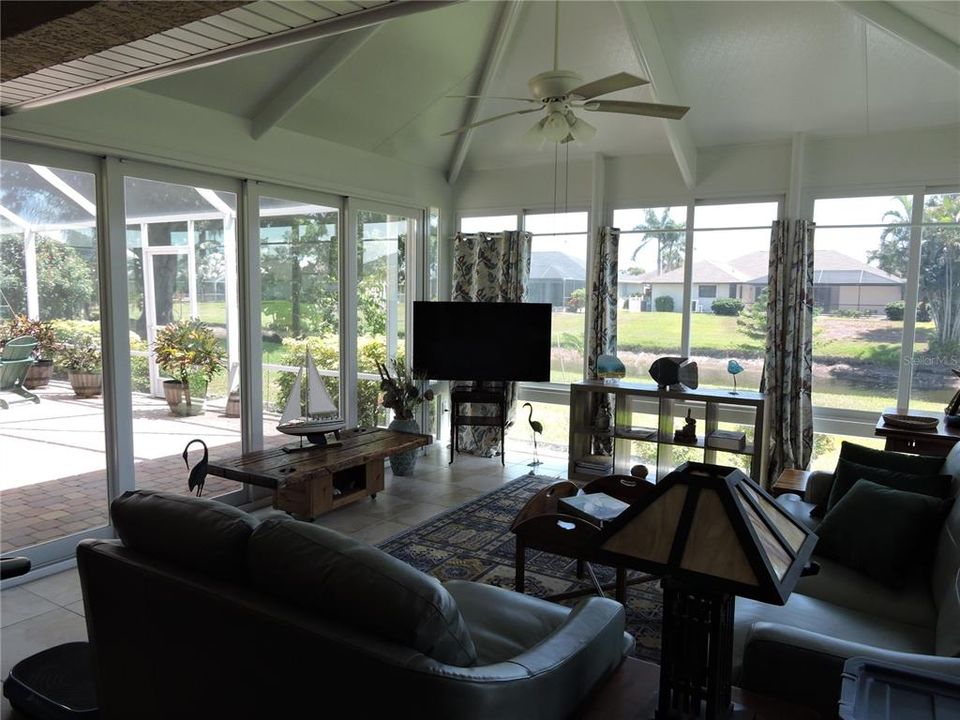 For Sale: $389,500 (3 beds, 2 baths, 2515 Square Feet)