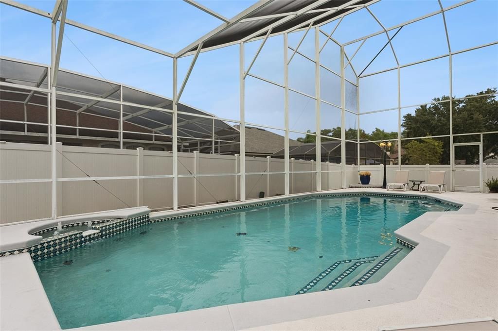 En Venta: $849,900 (4 camas, 3 baños, 2816 Pies cuadrados)