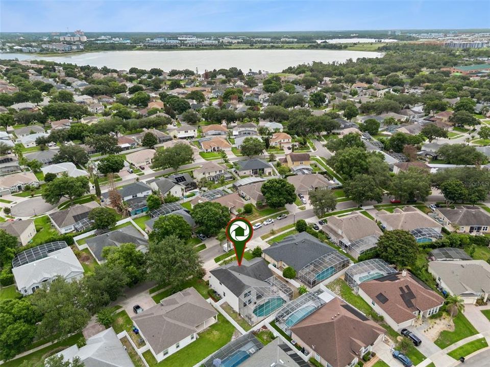 En Venta: $849,900 (4 camas, 3 baños, 2816 Pies cuadrados)