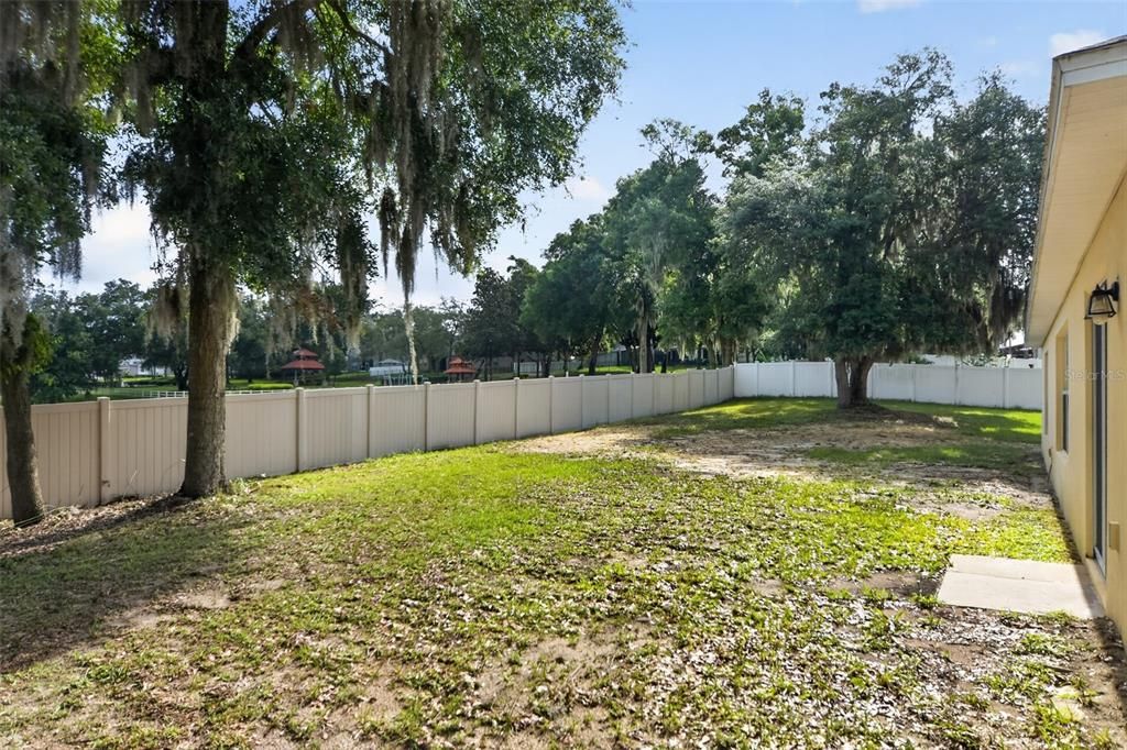 En Venta: $469,900 (3 camas, 2 baños, 2723 Pies cuadrados)