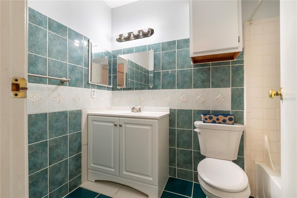 На продажу: $119,000 (1 спален, 1 ванн, 445 Квадратных фут)