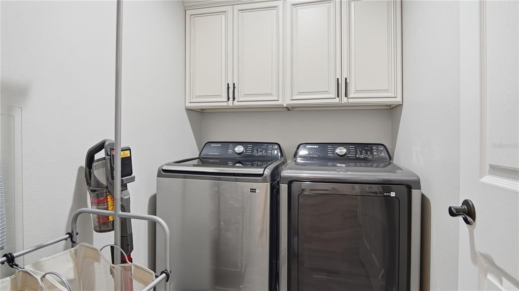 For Sale: $399,900 (3 beds, 2 baths, 1473 Square Feet)