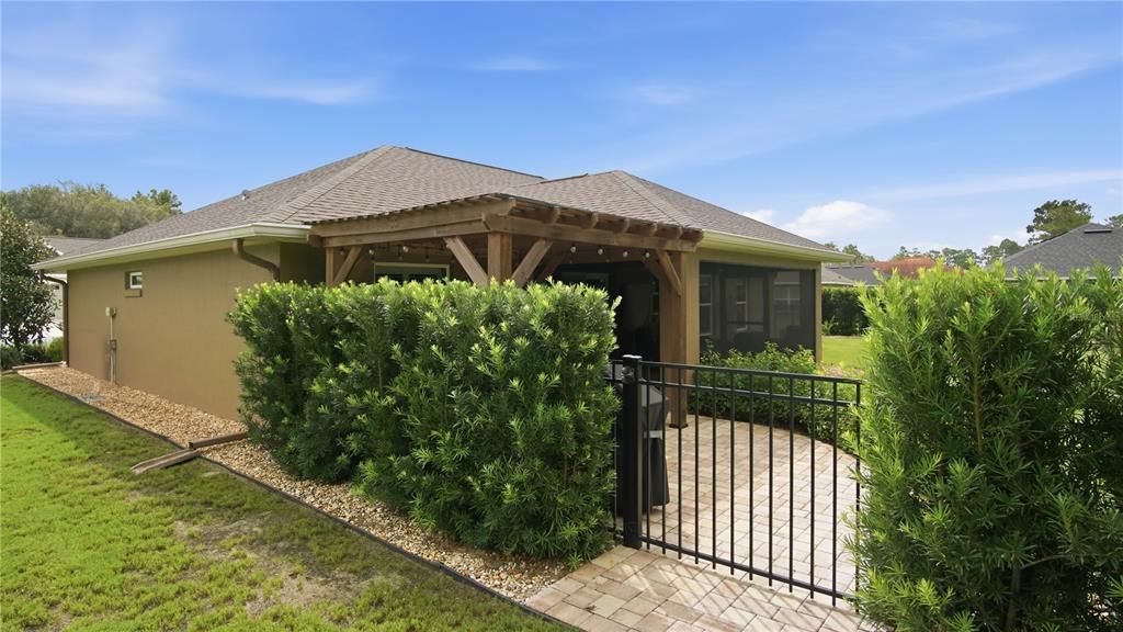 For Sale: $399,900 (3 beds, 2 baths, 1473 Square Feet)