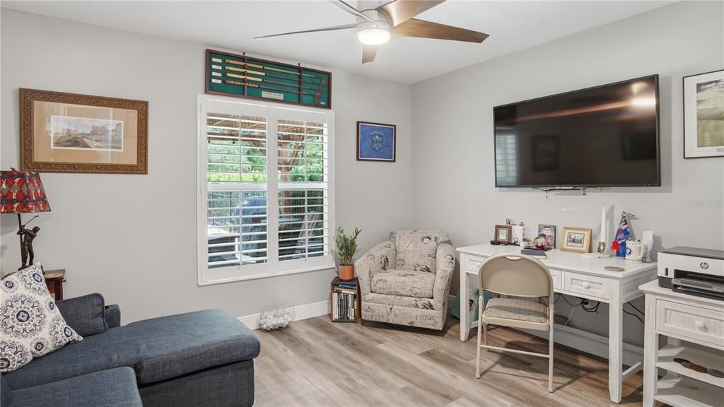 For Sale: $399,900 (3 beds, 2 baths, 1473 Square Feet)