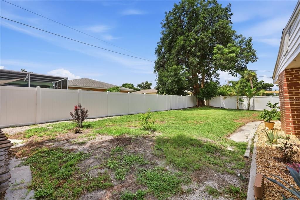 En Venta: $240,000 (2 camas, 2 baños, 992 Pies cuadrados)