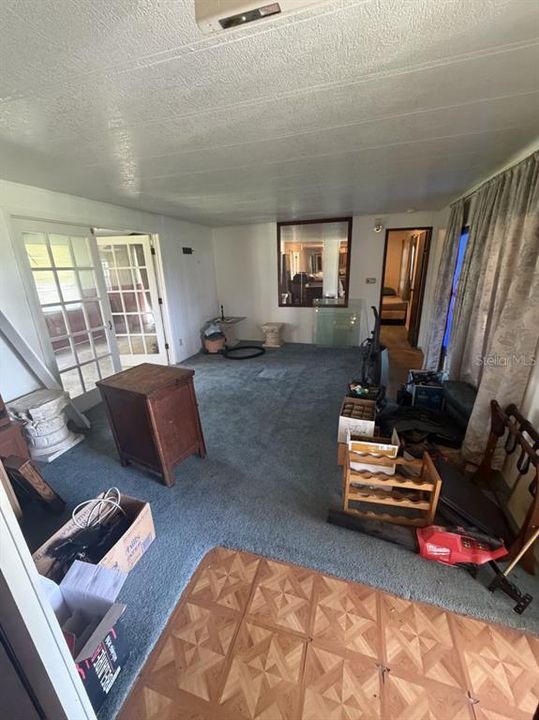 For Sale: $194,999 (3 beds, 2 baths, 1869 Square Feet)
