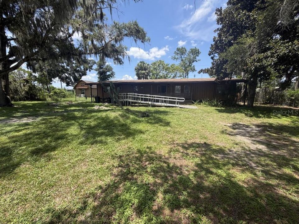 For Sale: $194,999 (3 beds, 2 baths, 1869 Square Feet)