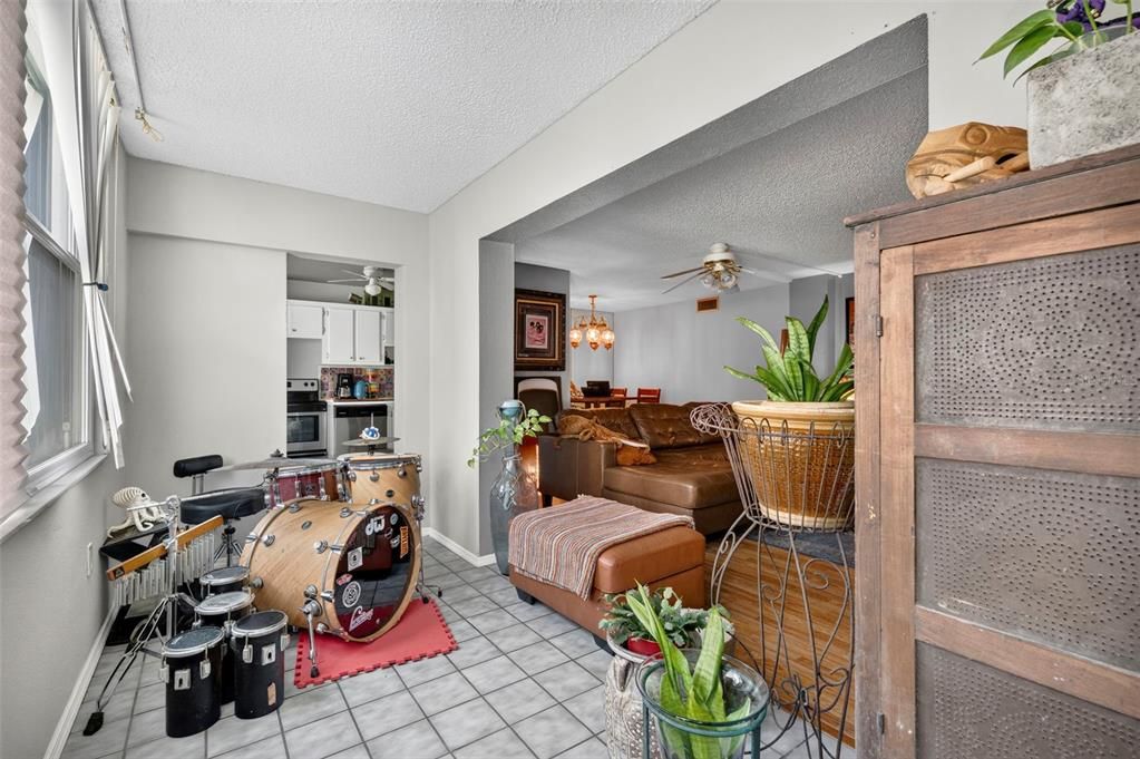 En Venta: $120,000 (1 camas, 1 baños, 900 Pies cuadrados)