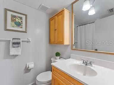 В аренду: $1,795 (2 спален, 2 ванн, 879 Квадратных фут)