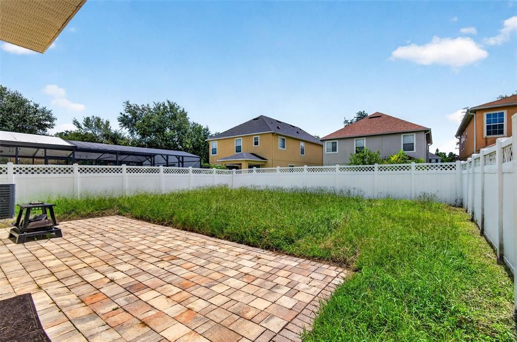 На продажу: $350,000 (3 спален, 2 ванн, 1719 Квадратных фут)