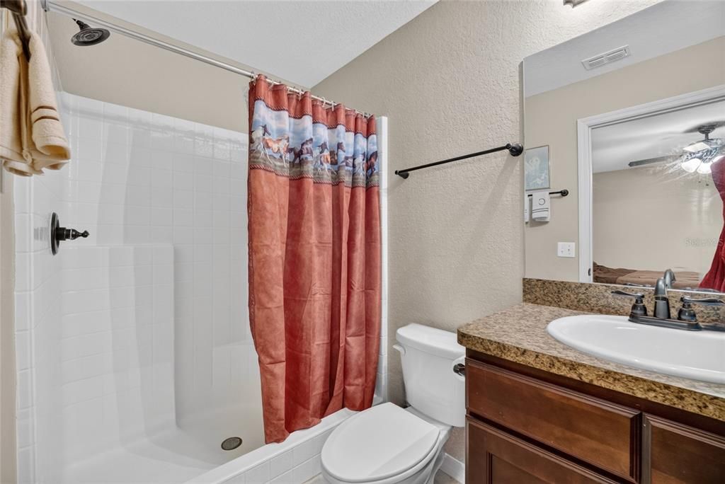For Sale: $229,000 (3 beds, 2 baths, 1373 Square Feet)