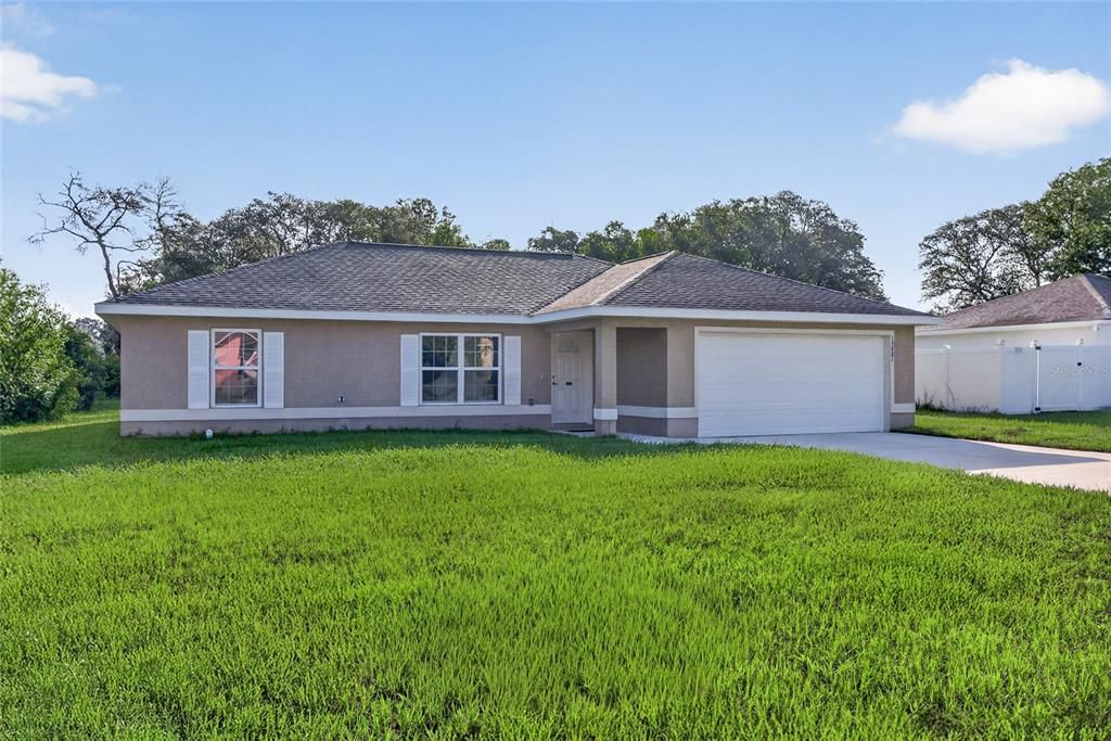 For Sale: $229,000 (3 beds, 2 baths, 1373 Square Feet)