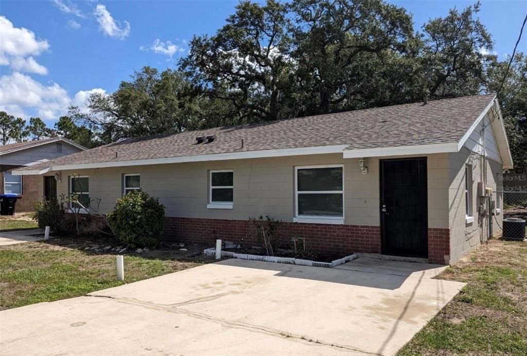 For Sale: $390,000 (2048 beds, 0 baths, 1664 Square Feet)