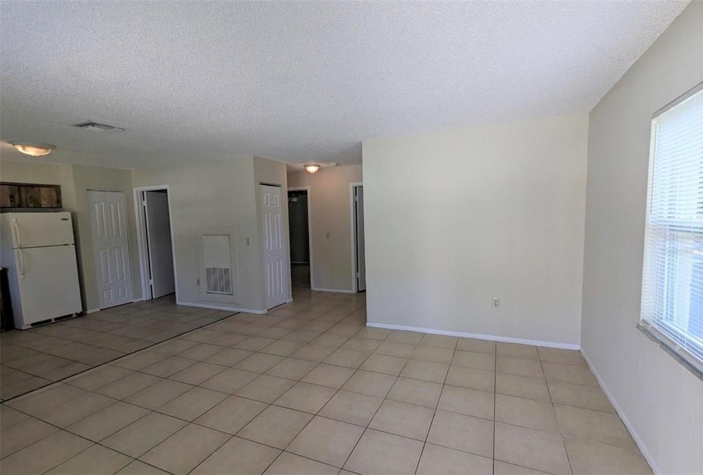 For Sale: $390,000 (2048 beds, 0 baths, 1664 Square Feet)