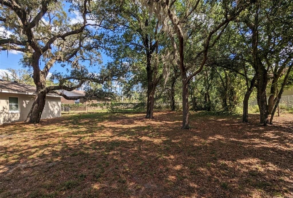 For Sale: $390,000 (2048 beds, 0 baths, 1664 Square Feet)
