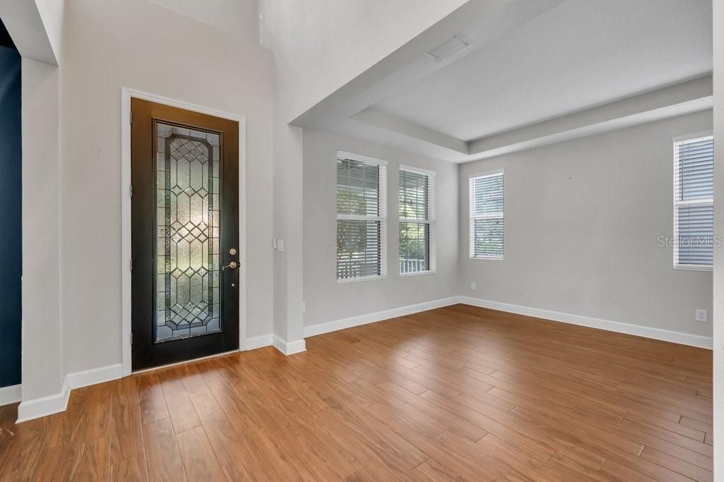 En Venta: $615,000 (5 camas, 3 baños, 3134 Pies cuadrados)