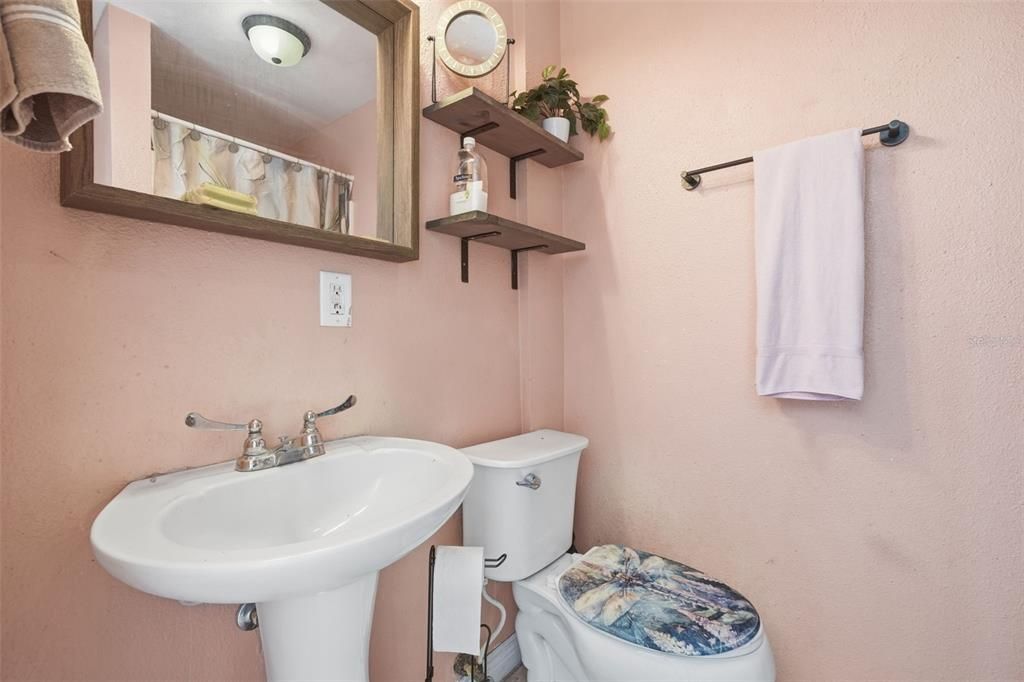 Activo con contrato: $500,000 (5 camas, 5 baños, 3972 Pies cuadrados)