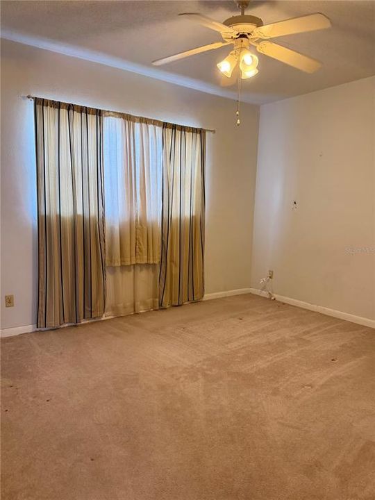 Activo con contrato: $63,000 (1 camas, 1 baños, 587 Pies cuadrados)
