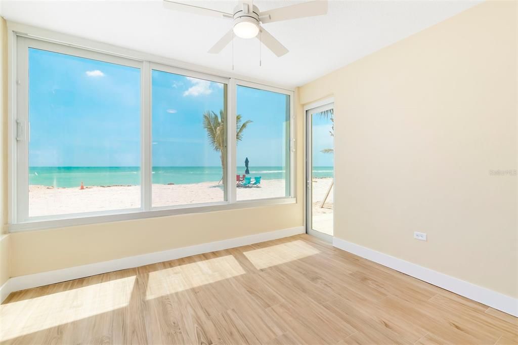 For Sale: $849,000 (2 beds, 2 baths, 969 Square Feet)