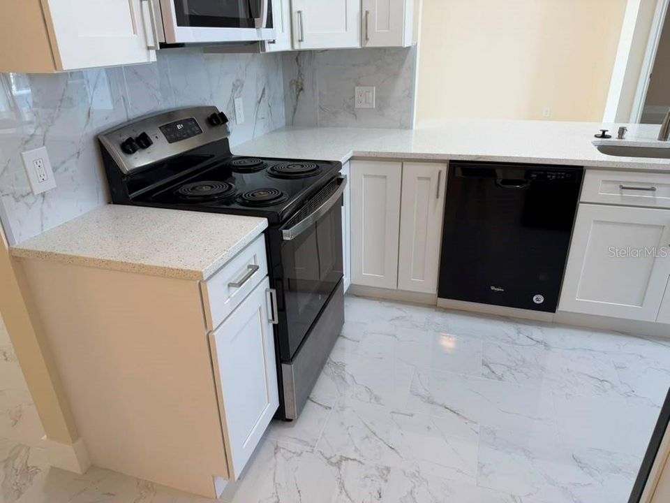 В аренду: $2,500 (4 спален, 2 ванн, 1800 Квадратных фут)