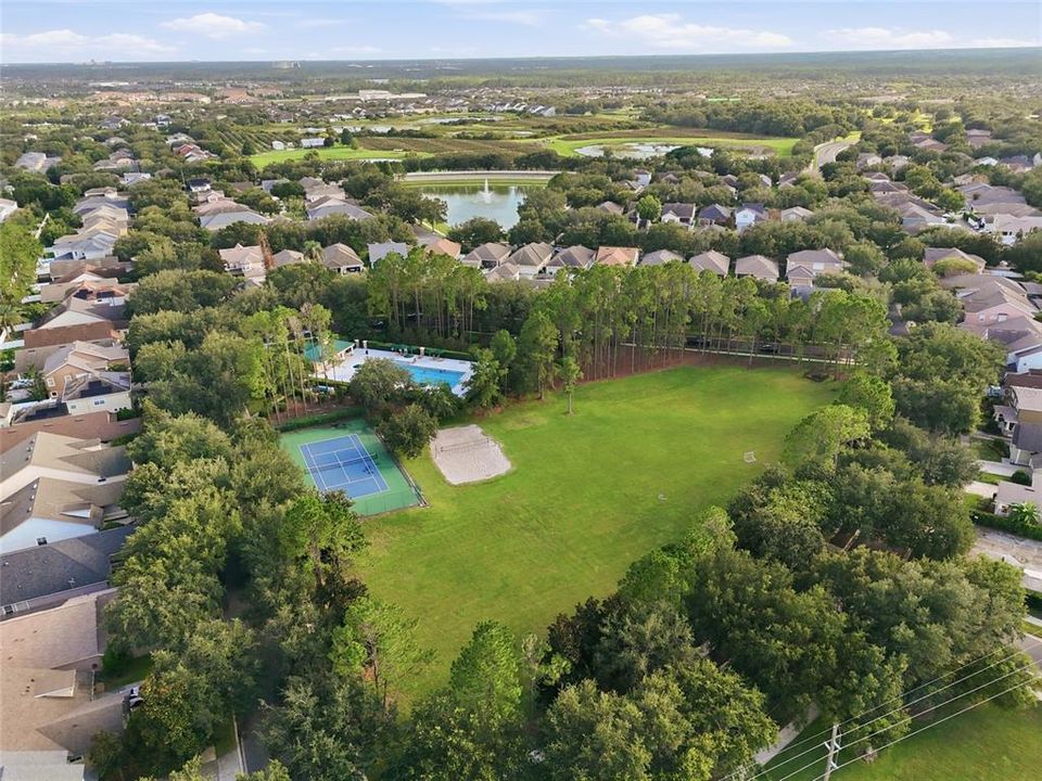 En Venta: $644,900 (4 camas, 2 baños, 2683 Pies cuadrados)