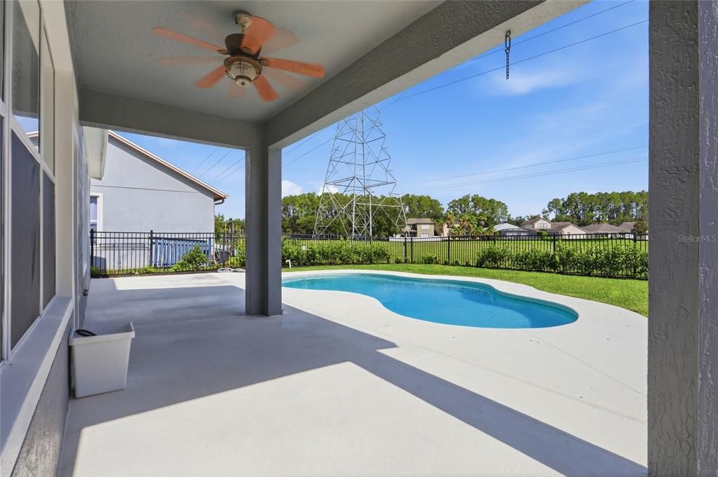 En Venta: $644,900 (4 camas, 2 baños, 2683 Pies cuadrados)