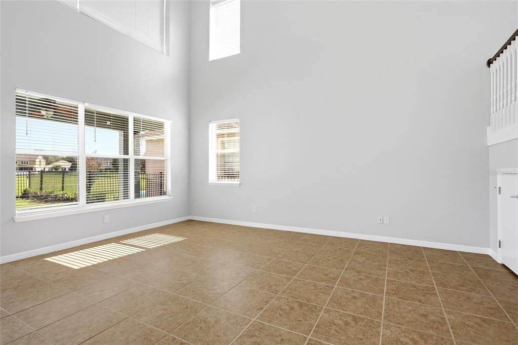 En Venta: $644,900 (4 camas, 2 baños, 2683 Pies cuadrados)