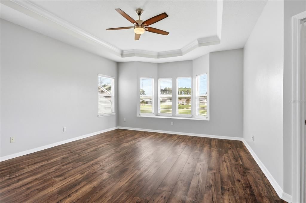 En Venta: $644,900 (4 camas, 2 baños, 2683 Pies cuadrados)