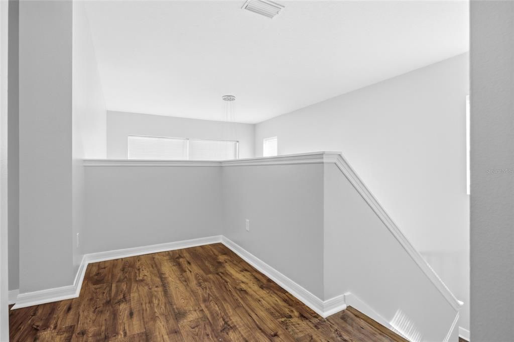 En Venta: $644,900 (4 camas, 2 baños, 2683 Pies cuadrados)