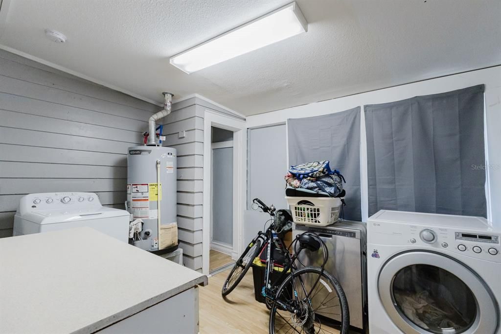 En Venta: $379,000 (3 camas, 1 baños, 1170 Pies cuadrados)