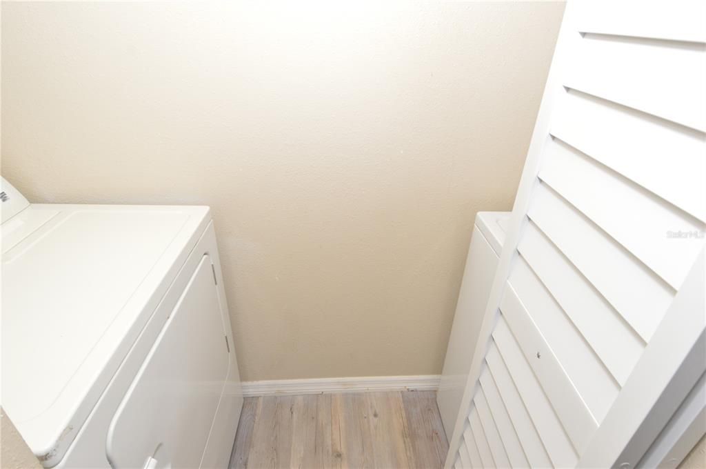 В аренду: $1,750 (2 спален, 2 ванн, 1129 Квадратных фут)
