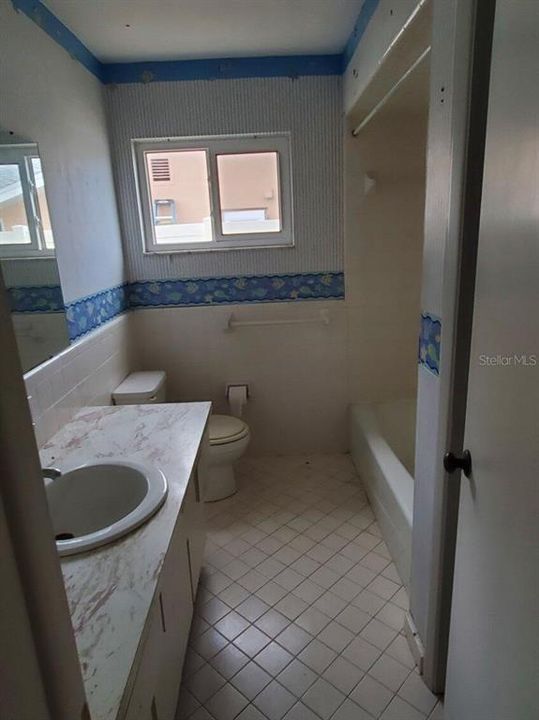 На продажу: $534,999 (5 спален, 2 ванн, 2189 Квадратных фут)