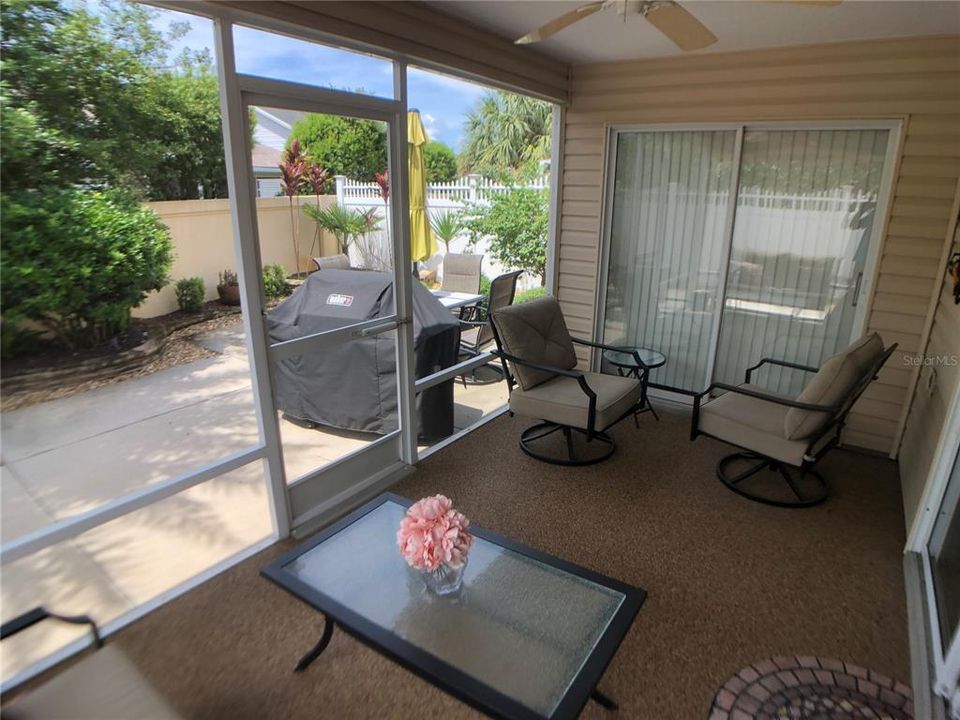 For Rent: $2,300 (3 beds, 2 baths, 1397 Square Feet)