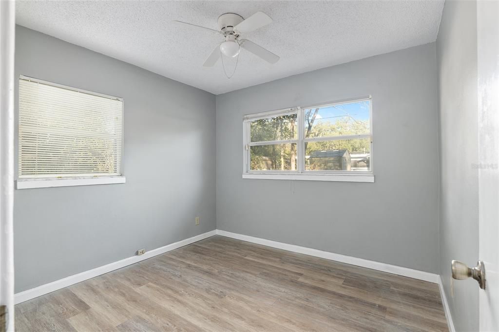 For Sale: $199,900 (3 beds, 1 baths, 1269 Square Feet)