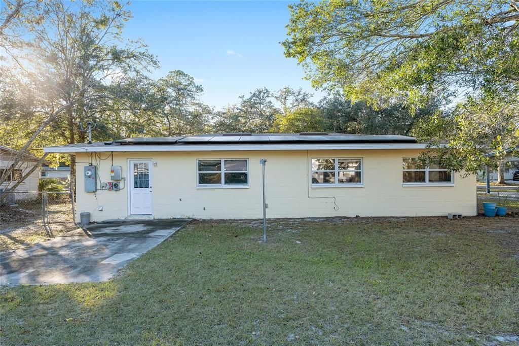 For Sale: $199,900 (3 beds, 1 baths, 1269 Square Feet)