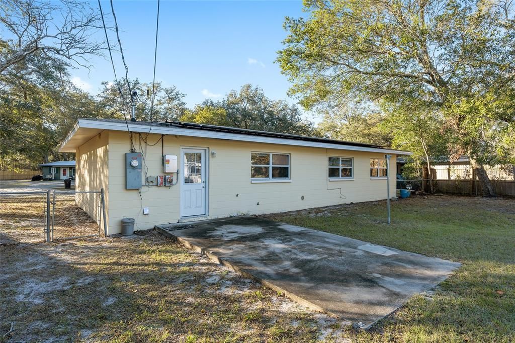 For Sale: $199,900 (3 beds, 1 baths, 1269 Square Feet)