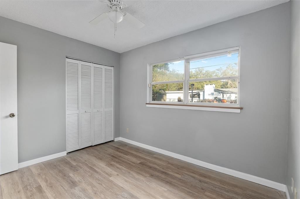 For Sale: $199,900 (3 beds, 1 baths, 1269 Square Feet)