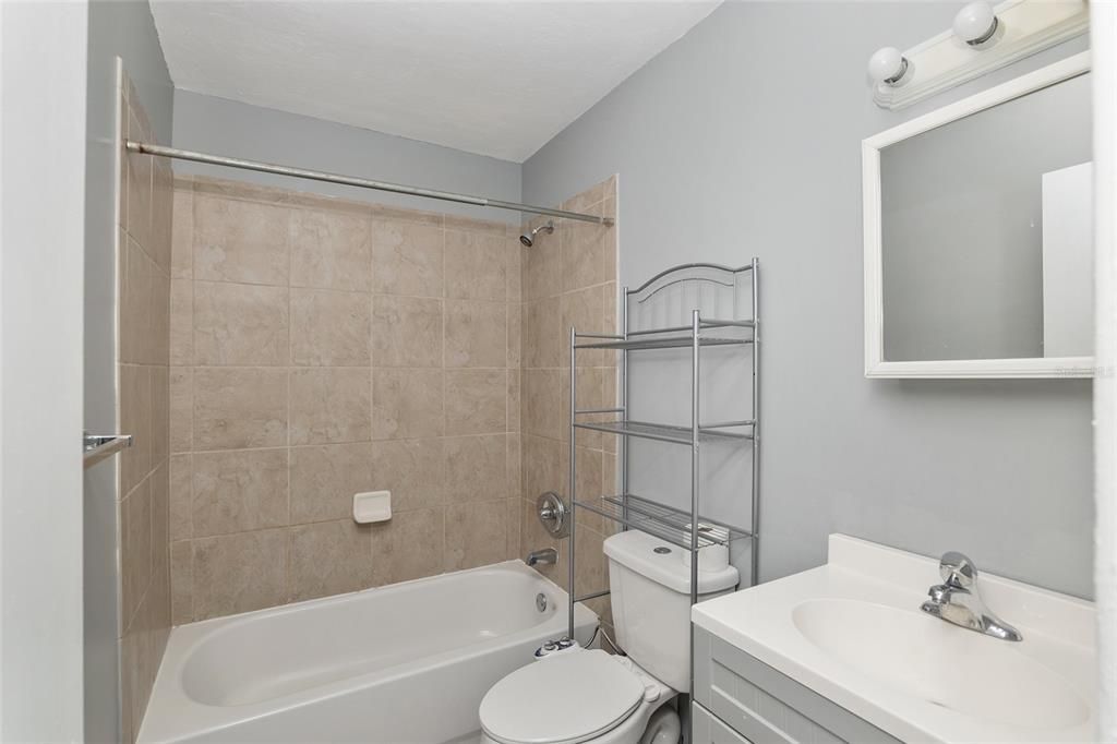For Sale: $199,900 (3 beds, 1 baths, 1269 Square Feet)
