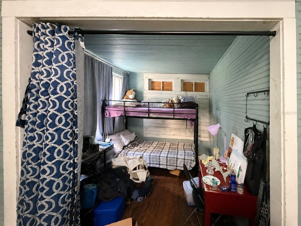 На продажу: $199,000 (3 спален, 2 ванн, 1560 Квадратных фут)