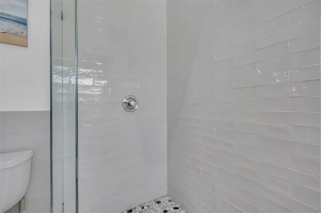 For Sale: $915,000 (4 beds, 3 baths, 2846 Square Feet)