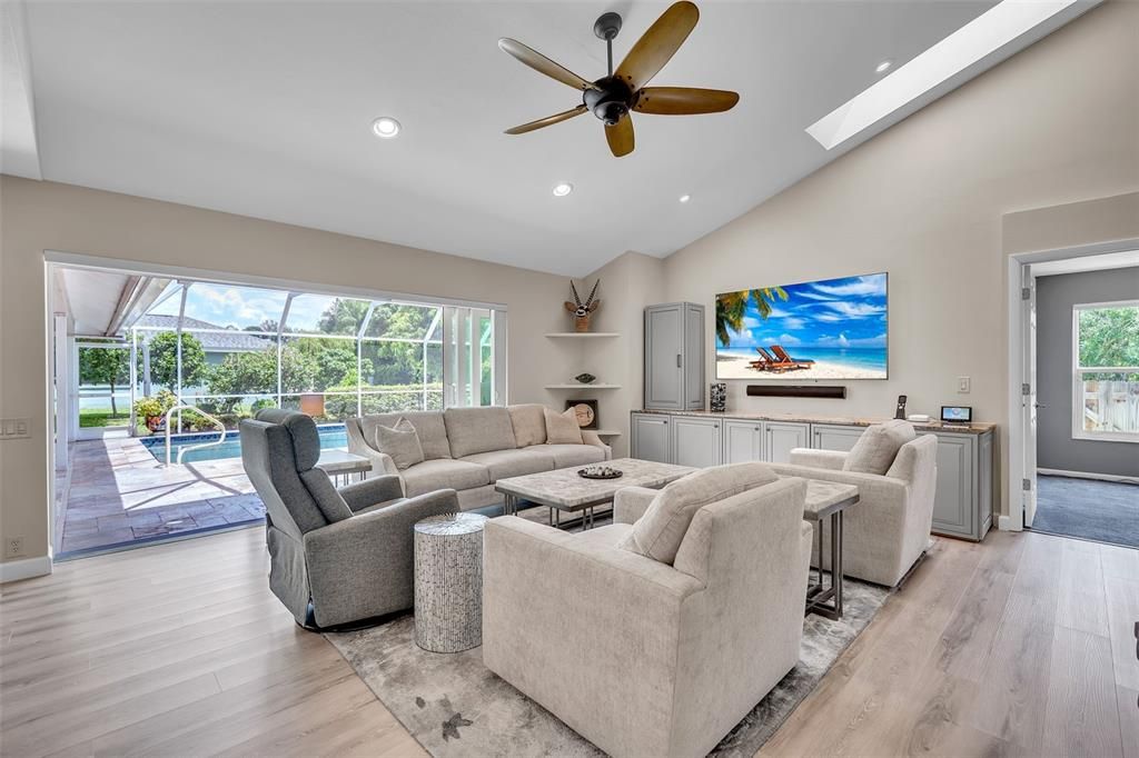 For Sale: $915,000 (4 beds, 3 baths, 2846 Square Feet)