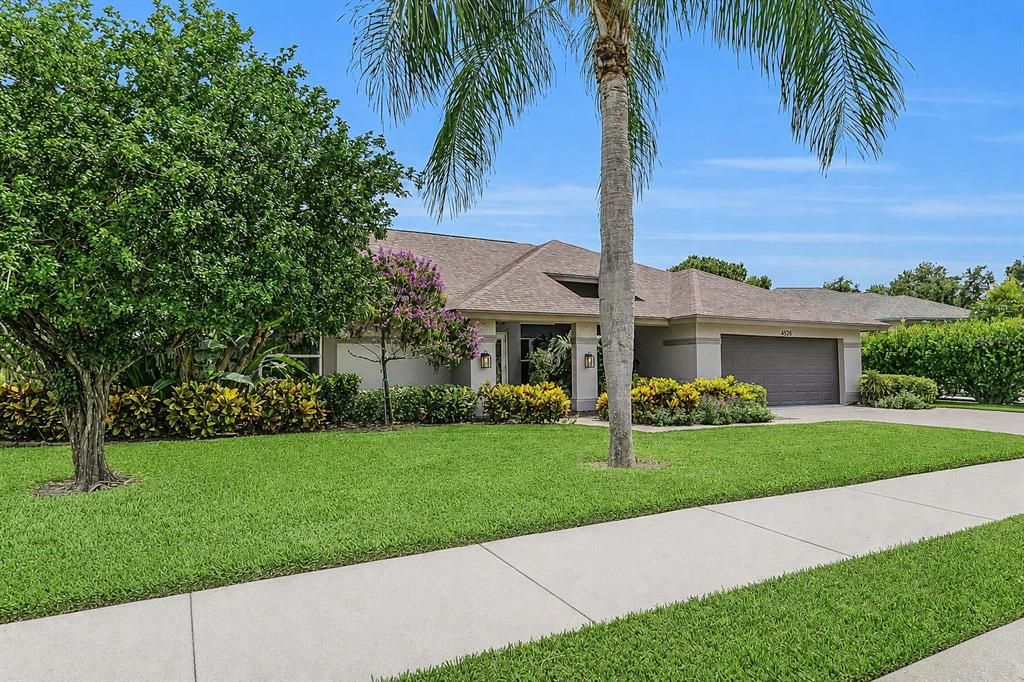 For Sale: $915,000 (4 beds, 3 baths, 2846 Square Feet)