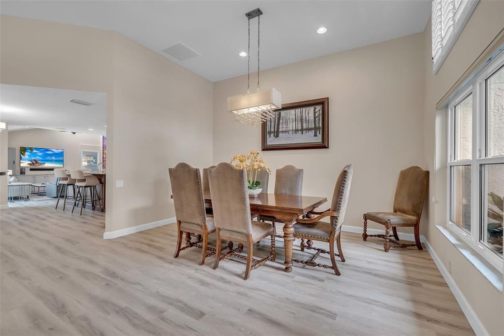 For Sale: $915,000 (4 beds, 3 baths, 2846 Square Feet)